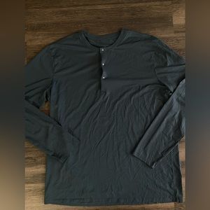 Lululemon Mens Long-Sleeve with Snap Buttons